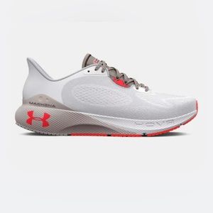 Under Armour Hovr Machina 3 Sneakers. Size 9.